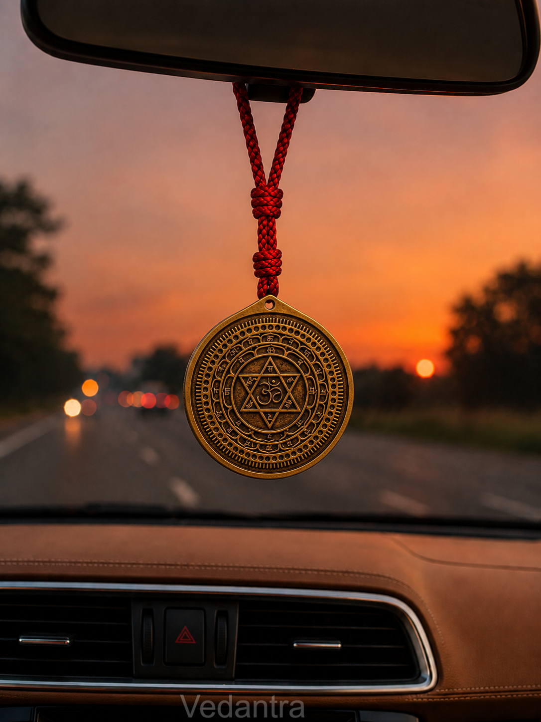 Shri Yantra om pendant-Vedantra