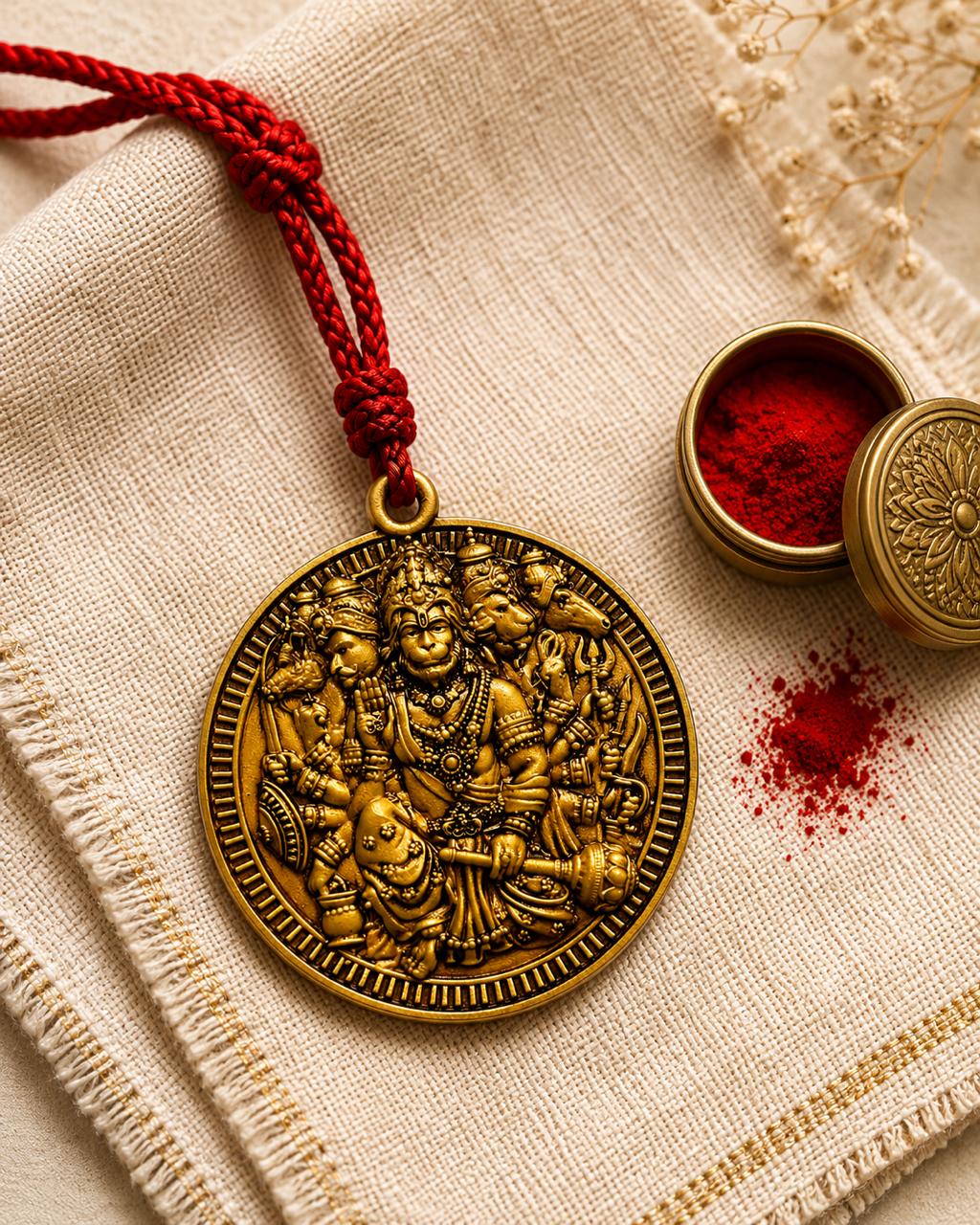 Divine Drive Combo – Shiv ji Idol & Hanuman ji kavach Pendant