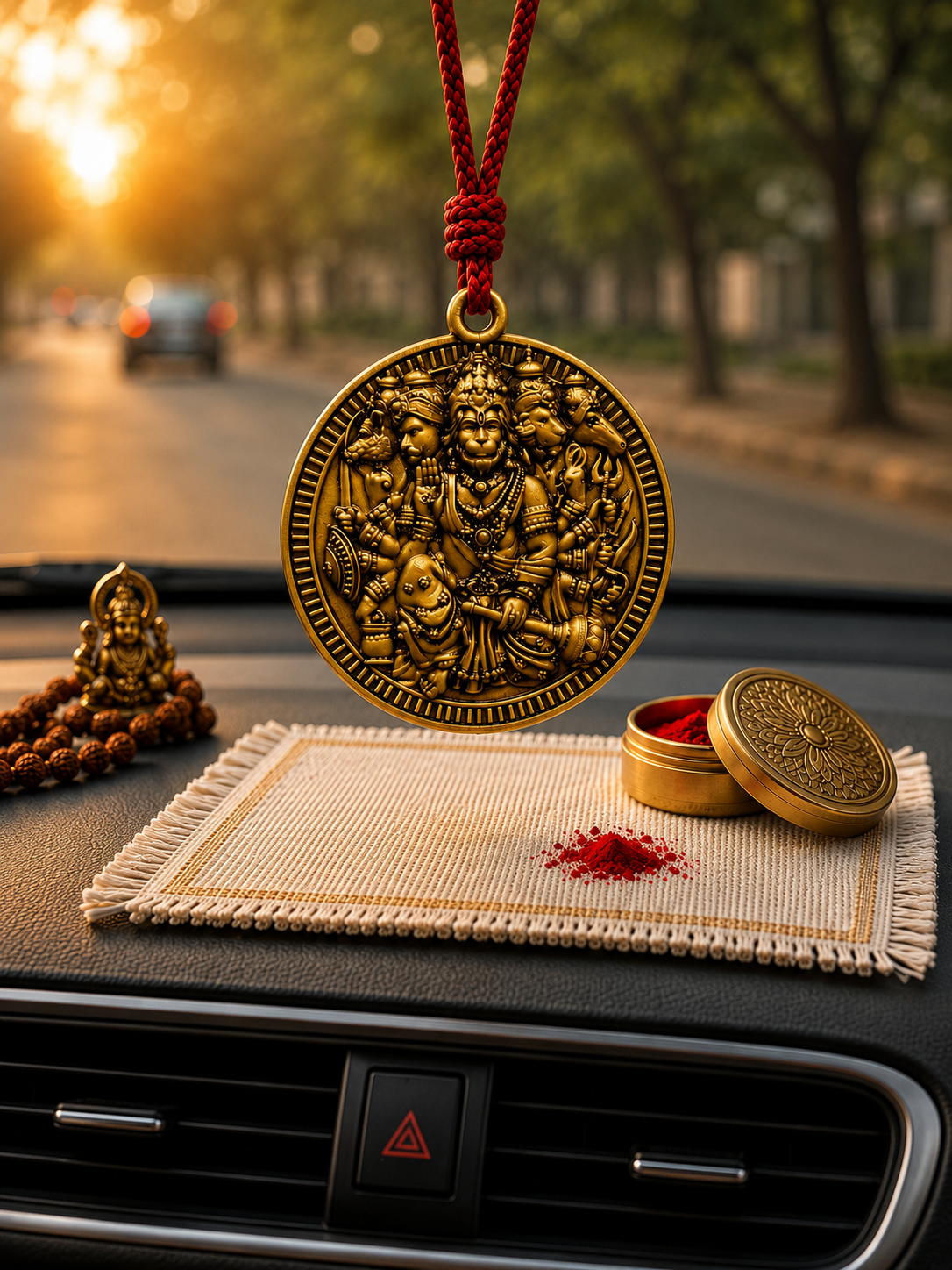 Divine Drive Combo – Shiv ji Idol & Hanuman ji kavach Pendant