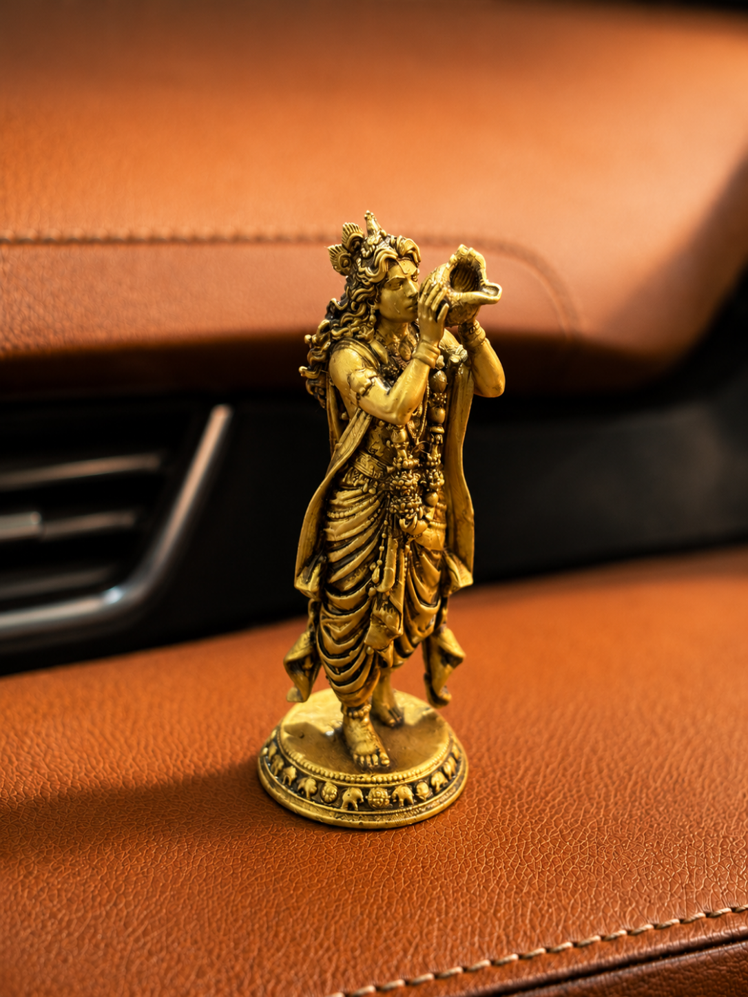 Krishna with sankh_car dashboard